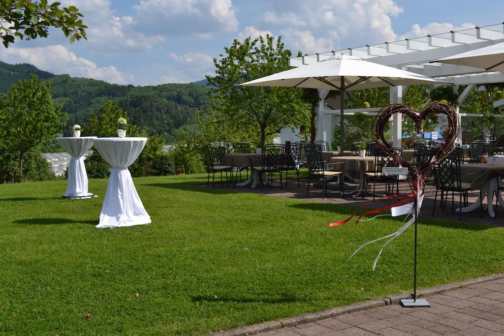 Hotel Die Alm Oberkirch  Bagian luar foto